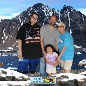 Meet your Posher, Phillip